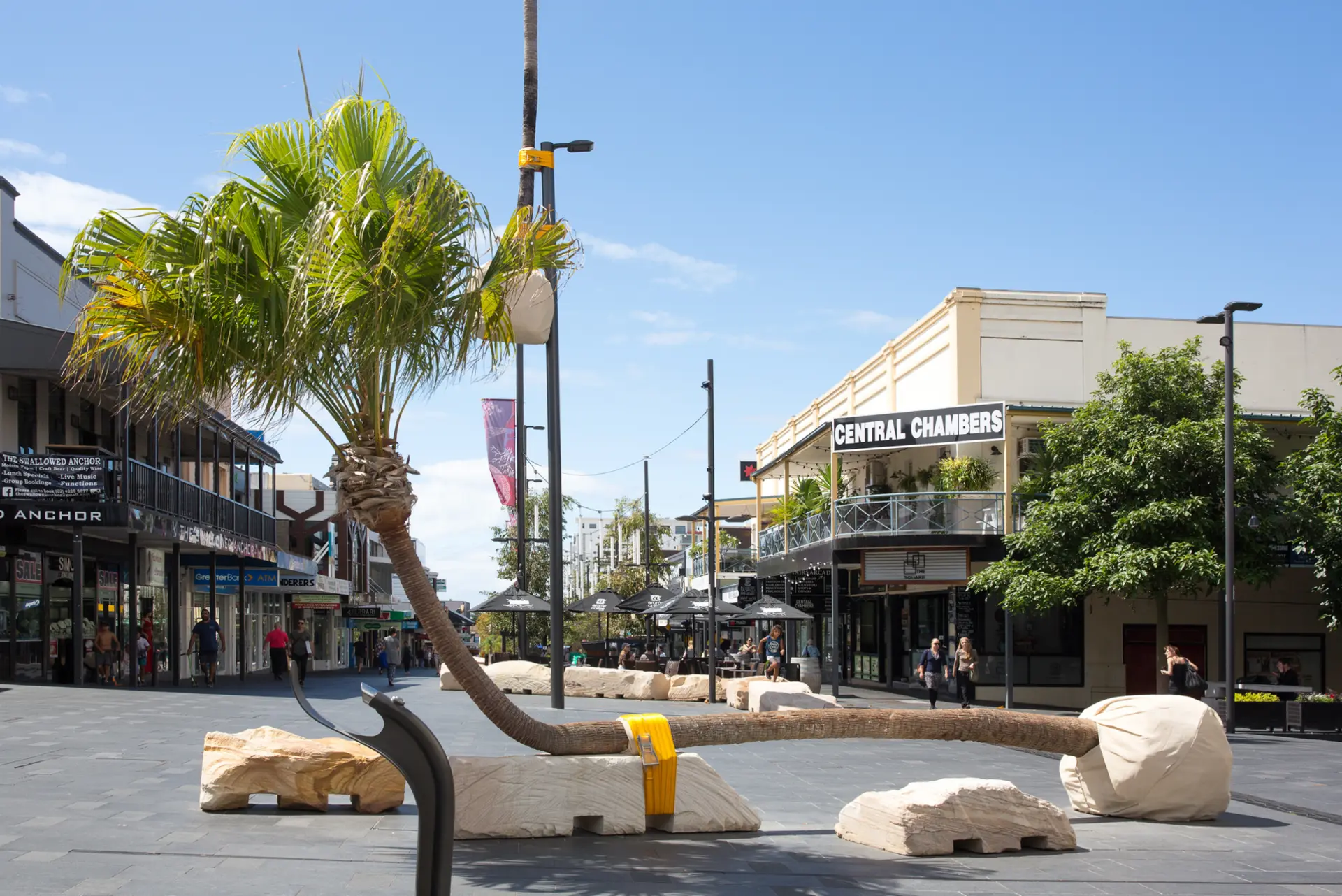Crown Street Mall and Central Chambers in Wollongong, a service area where Mould Hunters treats mould in homes, apartments and commercial buildings